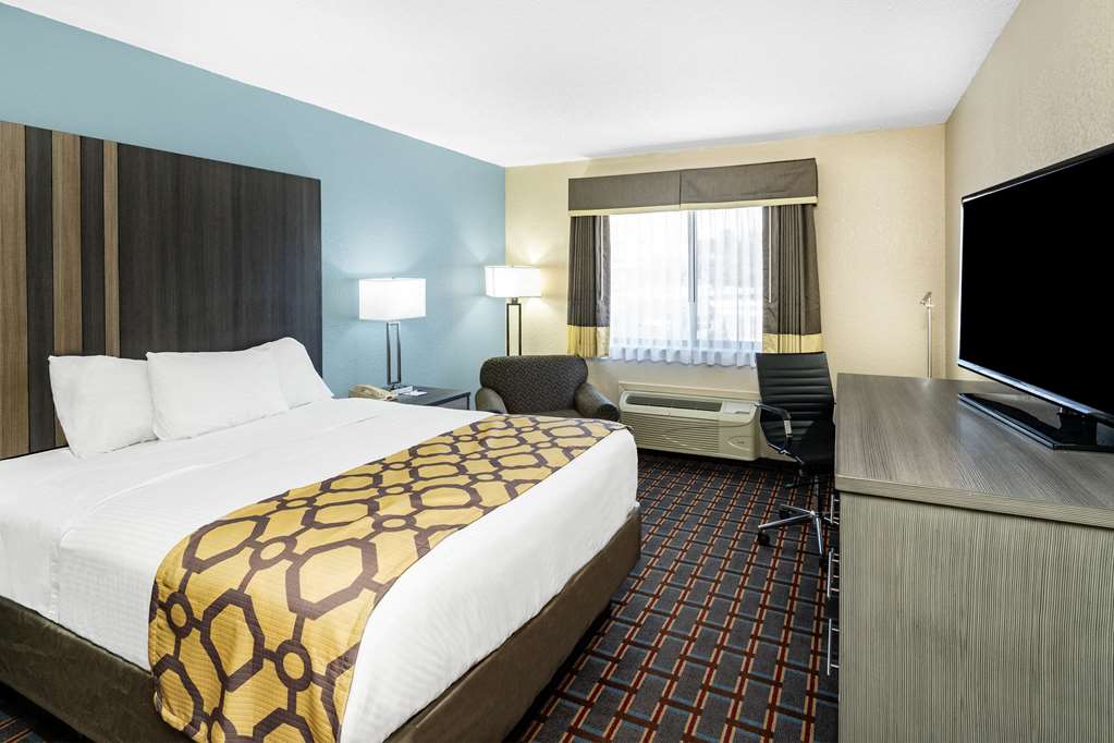 Baymont by Wyndham Tupelo - photo 7