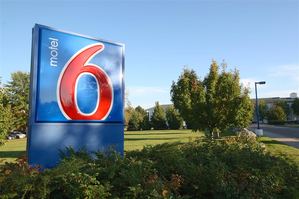 Motel 6 Colchester VT Burlington - featured photo