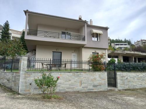 Trikki House — 4-Star Luxury Hotel in Trikala, Greece