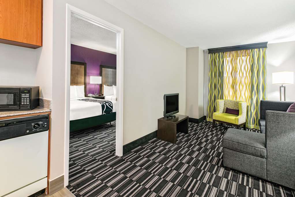 La Quinta Inn Suites Houston North Spring - photo 25