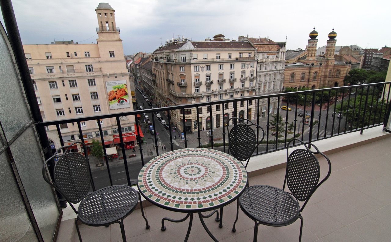 ABT Apartments Karoly — 4-Star Luxury Hotel in Budapest, Hungary