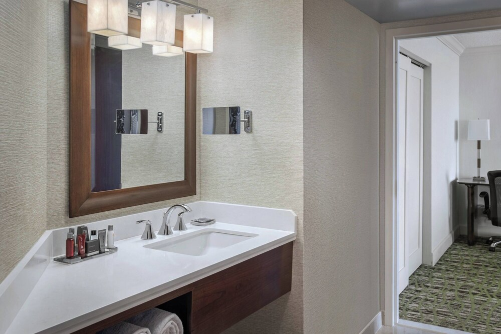 Philadelphia Airport Marriott - photo 27