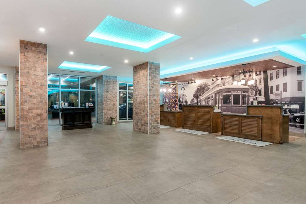 La Quinta Inn & Suites by Wyndham New Orleans Downtown - photo 11