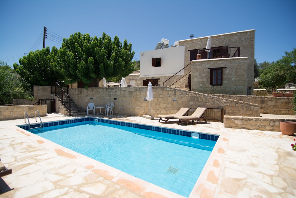 Elpida’s Stone Houses