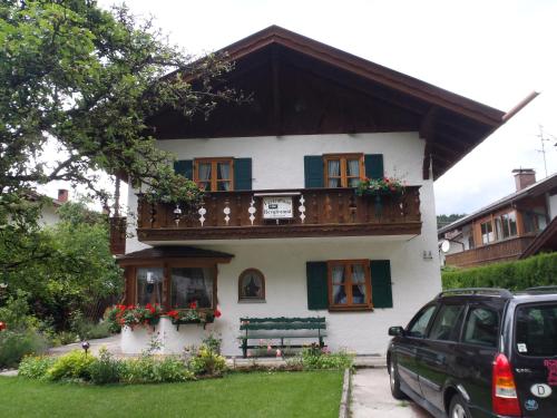 Ferienhaus Bergfreund — Mittenwald