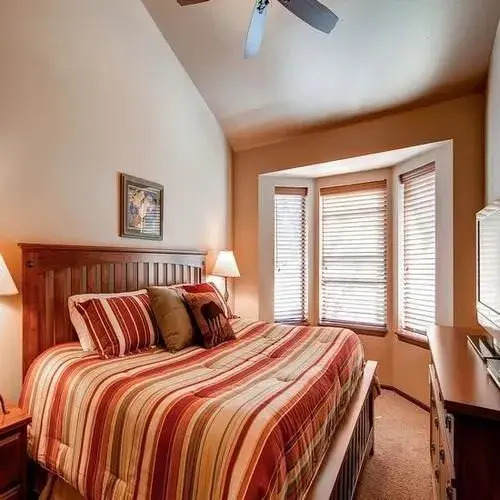 Village Point By Pinnacle Lodging - photo 18