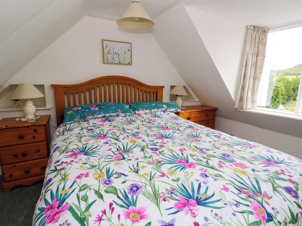 Rose Cottage — Strathpeffer — photo 5