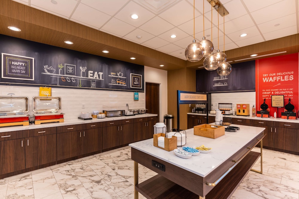 Hampton Inn & Suites Houston Sugar Land - photo 62