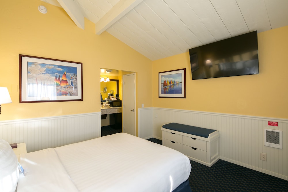 Monterey Bay Lodge - photo 29