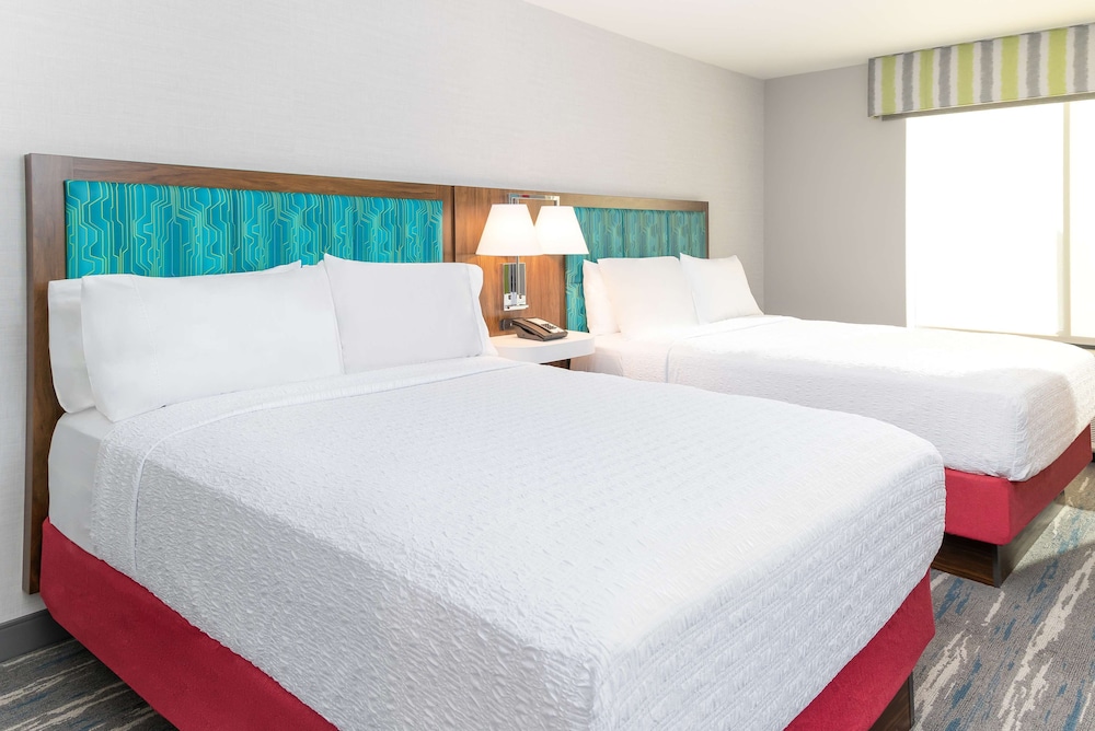 Hampton Inn & Suites by Hilton Santa Rosa Sonoma Wine Country - photo 13
