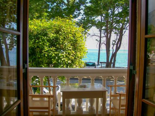 Antigoni House — 4-Star Luxury Hotel in Poros, Greece