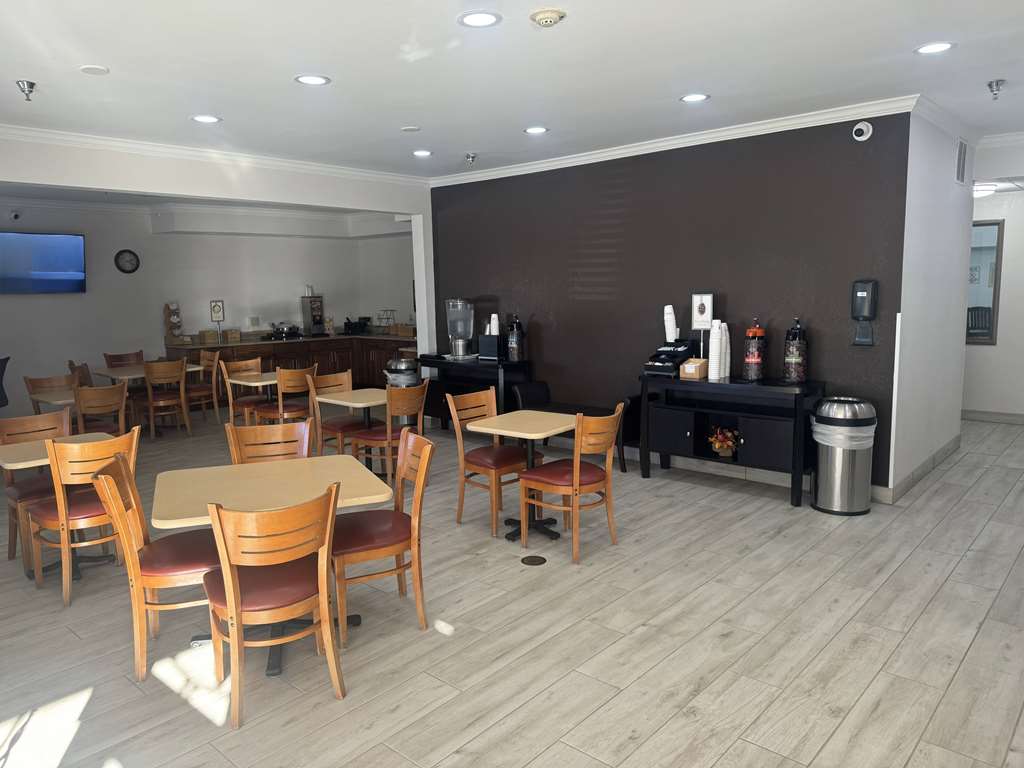 Wingate by Wyndham Sioux City - photo 30