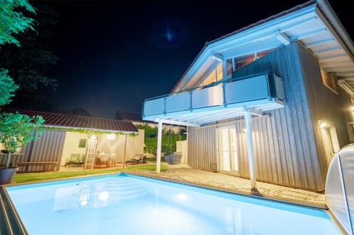Golf Cocoon Poolhaus am Golf Resort pet-friendly hotel Haarbach