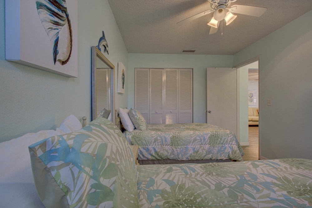 Beach Retreat Unit B By Anna Maria - photo 17