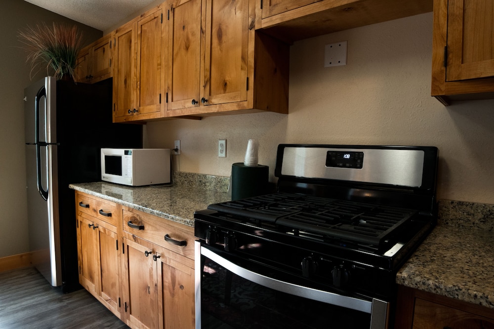 Silver Moon Inn - photo 105