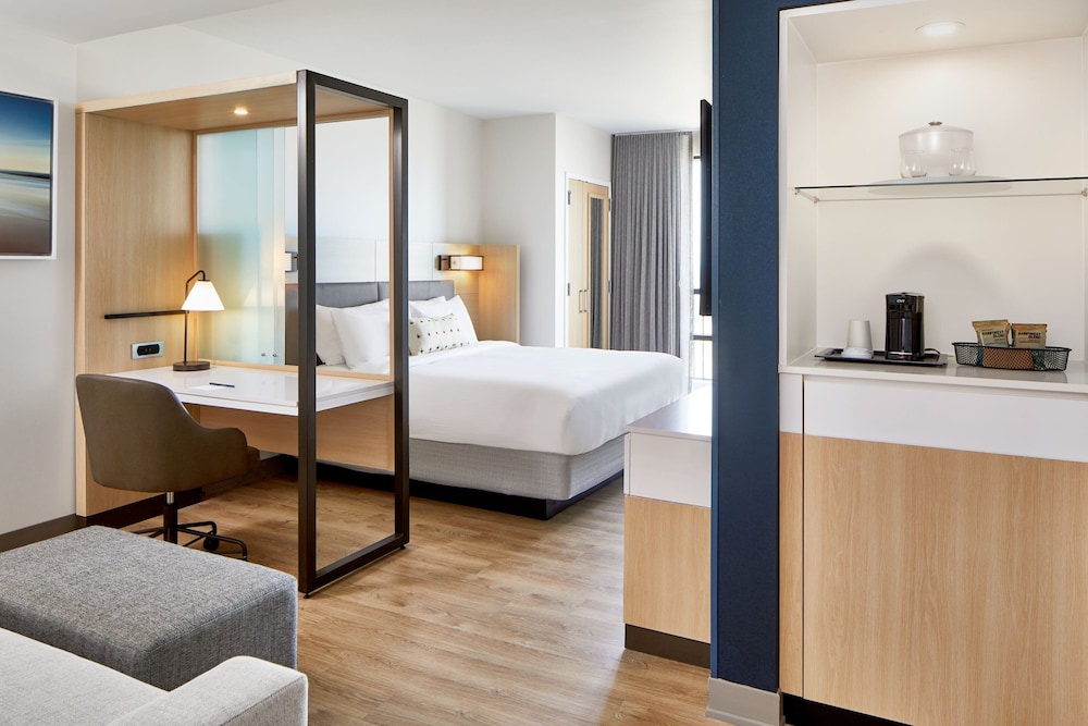 SpringHill Suites by Marriott Jacksonville Beach Oceanfront - photo 33