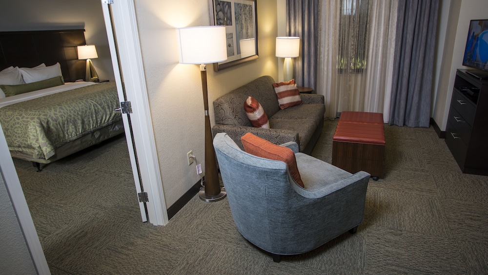 Staybridge Suites Lexington by IHG - photo 10