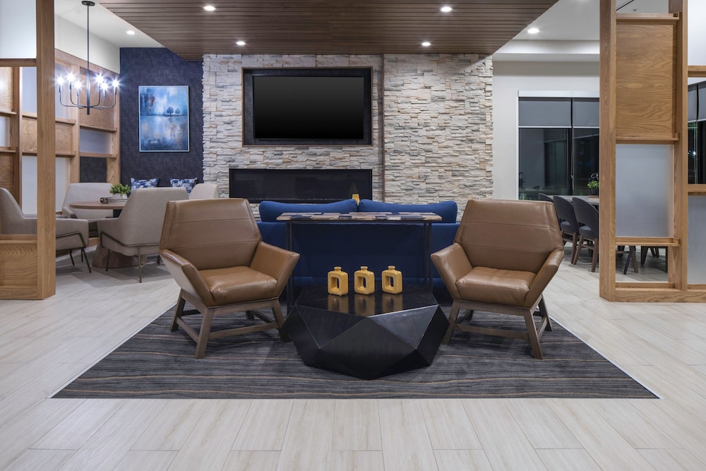 Fairfield Inn & Suites by Marriott Corinth South Denton Area - photo 3