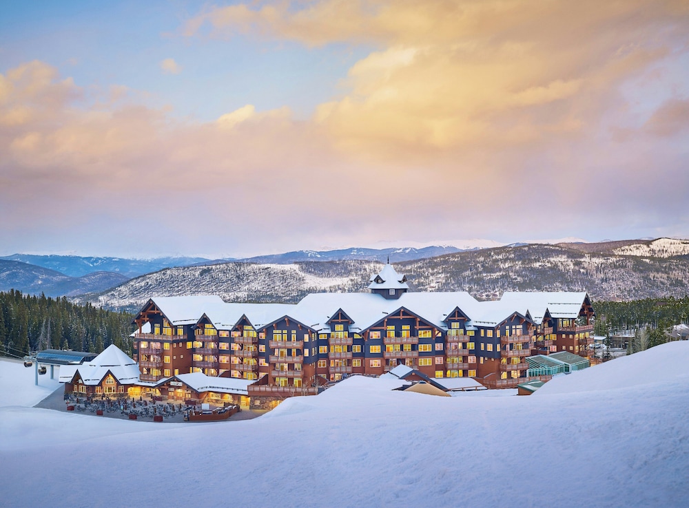 One Ski Hill Place a RockResort by Vail Resorts — 4-Star Luxury Hotel in Breckenridge, United States