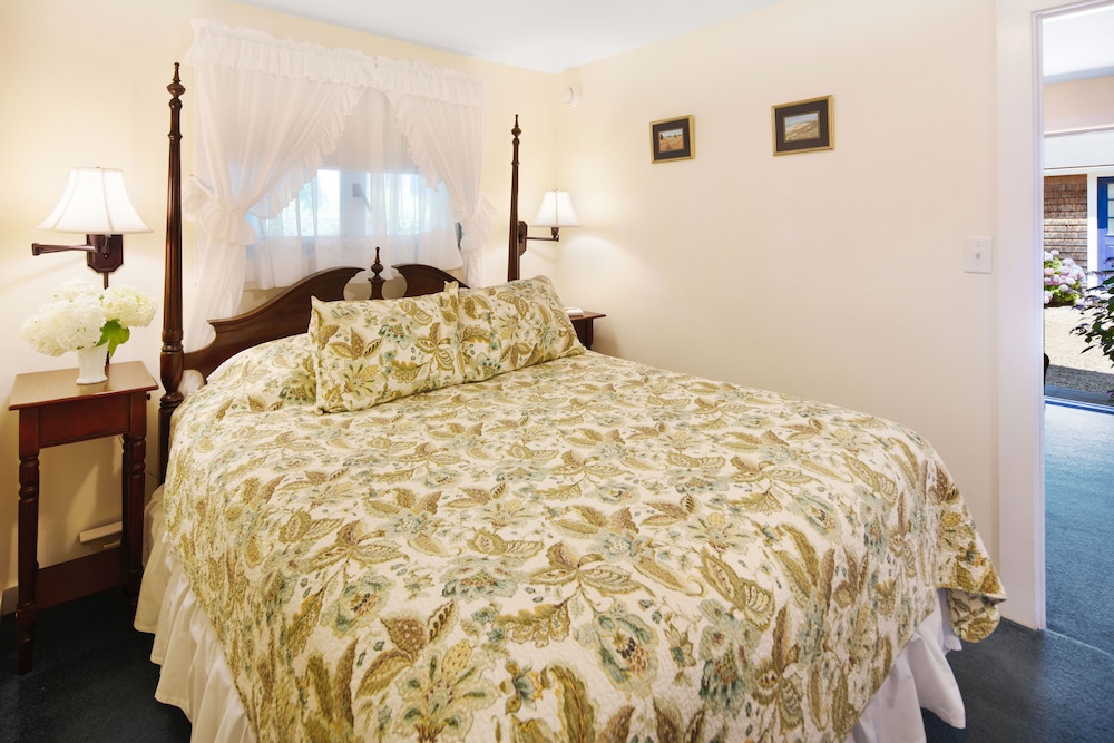 The Lightkeepers Inn - photo 10