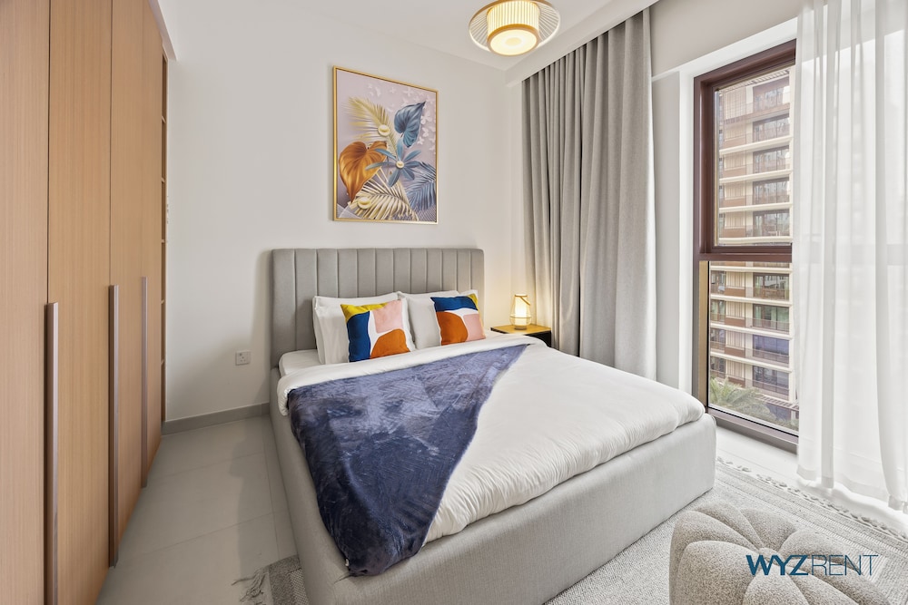 Community View 2BR with Balcony Surf at Creek Beach Building 2 Creek Harbour by Deluxe Holiday Homes — 4-Star Luxury Hotel in Dubai, United Arab Emirates