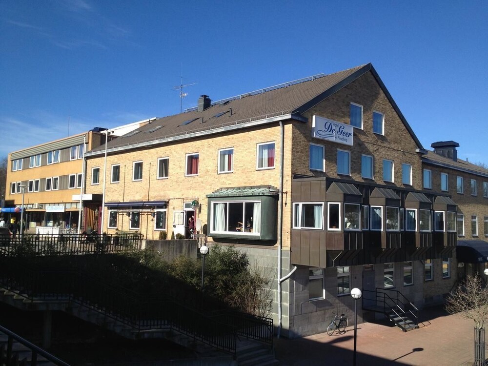 Hotel De Geer — hotel in Finspang