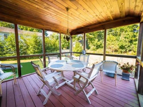 Berkshire Vacation Rental: Stockbridge Home Come Experience The Berkshires — 4-Star Luxury Hotel in Stockbridge, United States