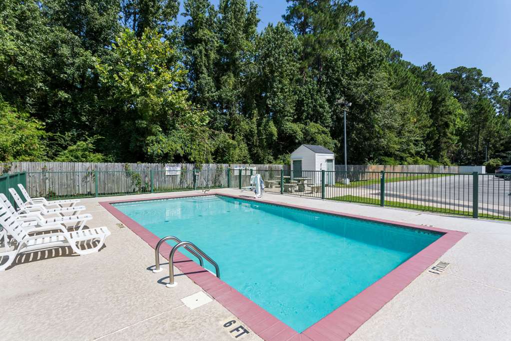 Super 8 by Wyndham Statesboro - photo 3