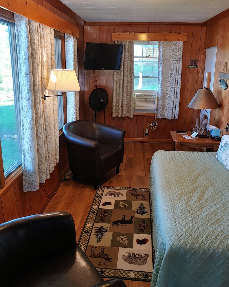 Lakeshore Motel Ice Lake - photo 20