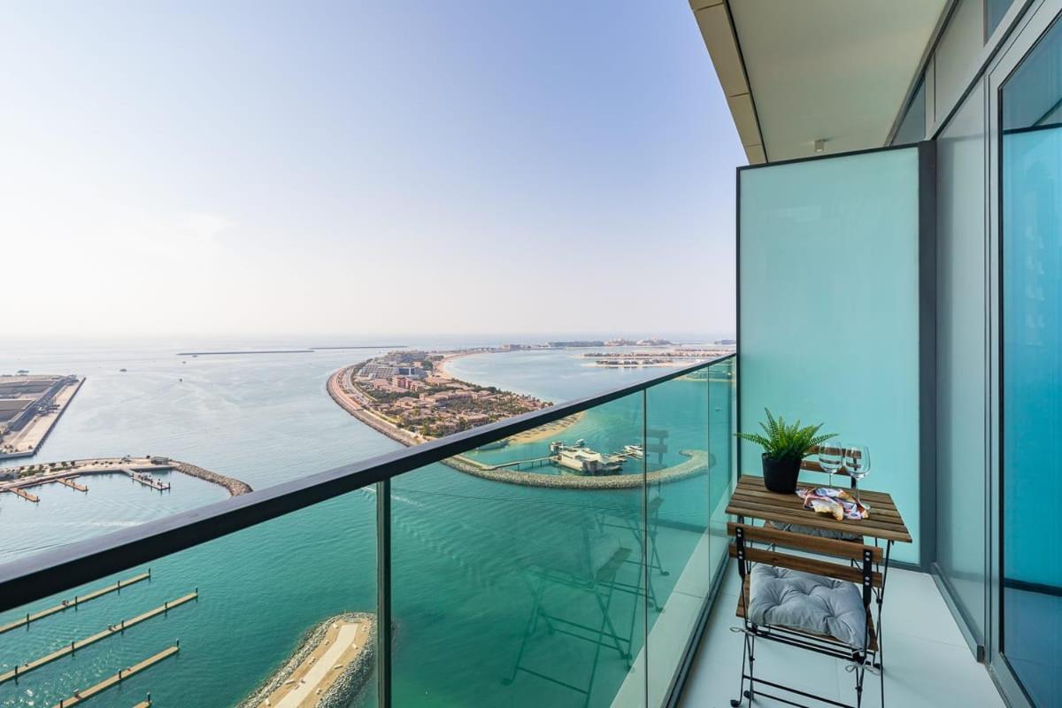 Frank Porter Beach Vista Tower 2 — 4-Star Luxury Hotel in Dubai, United Arab Emirates