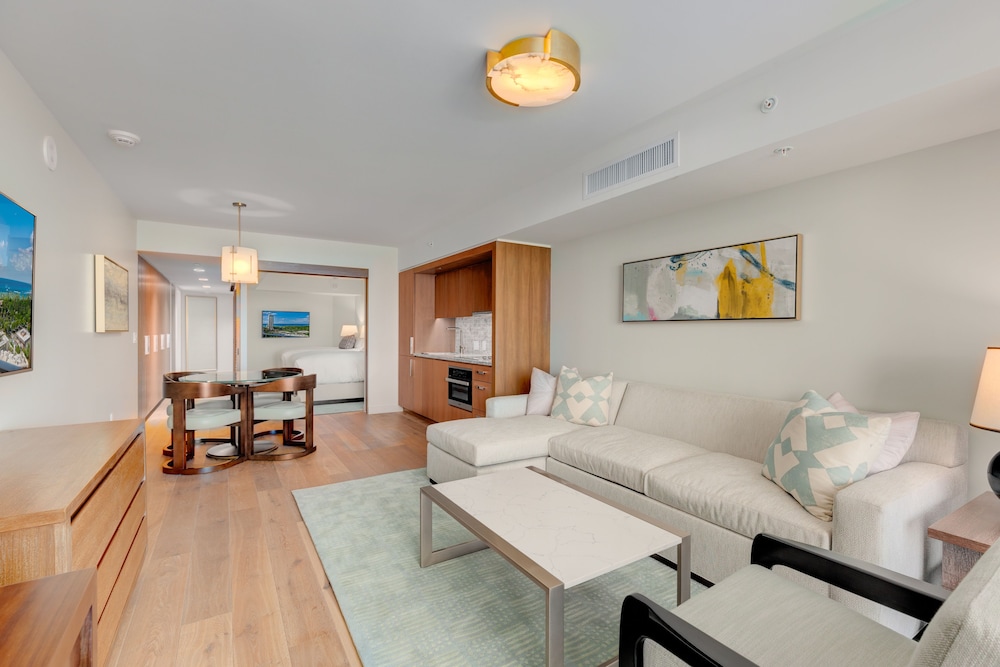 The Ritz Carlton Residences by Real Select Vacation - photo 19