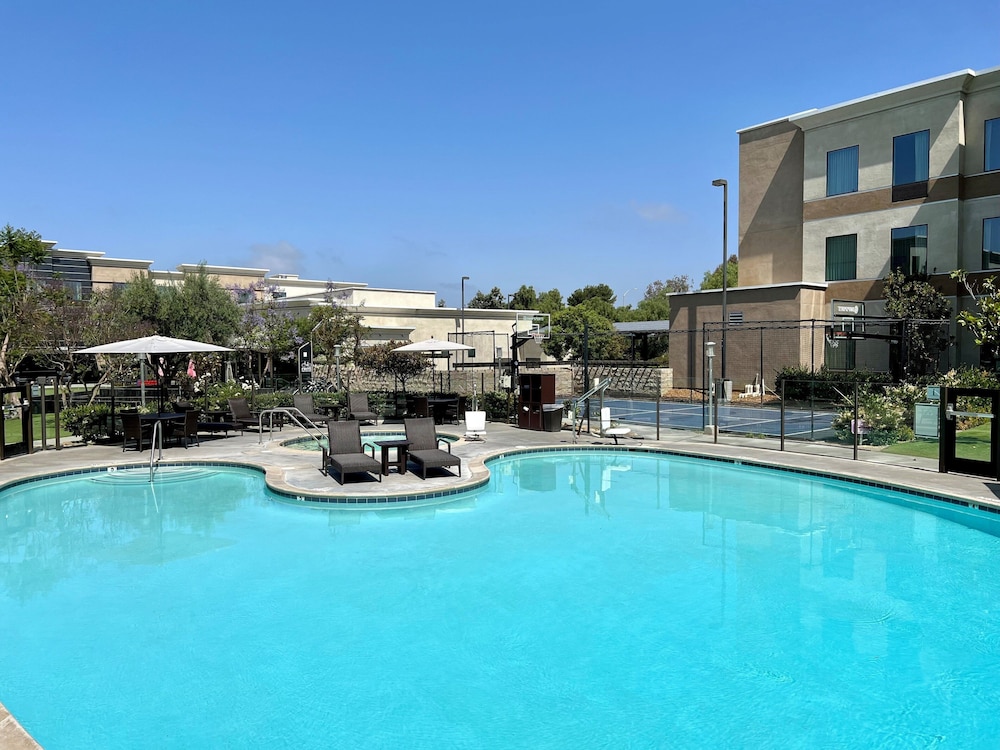Staybridge Suites Carlsbad by IHG - photo 37