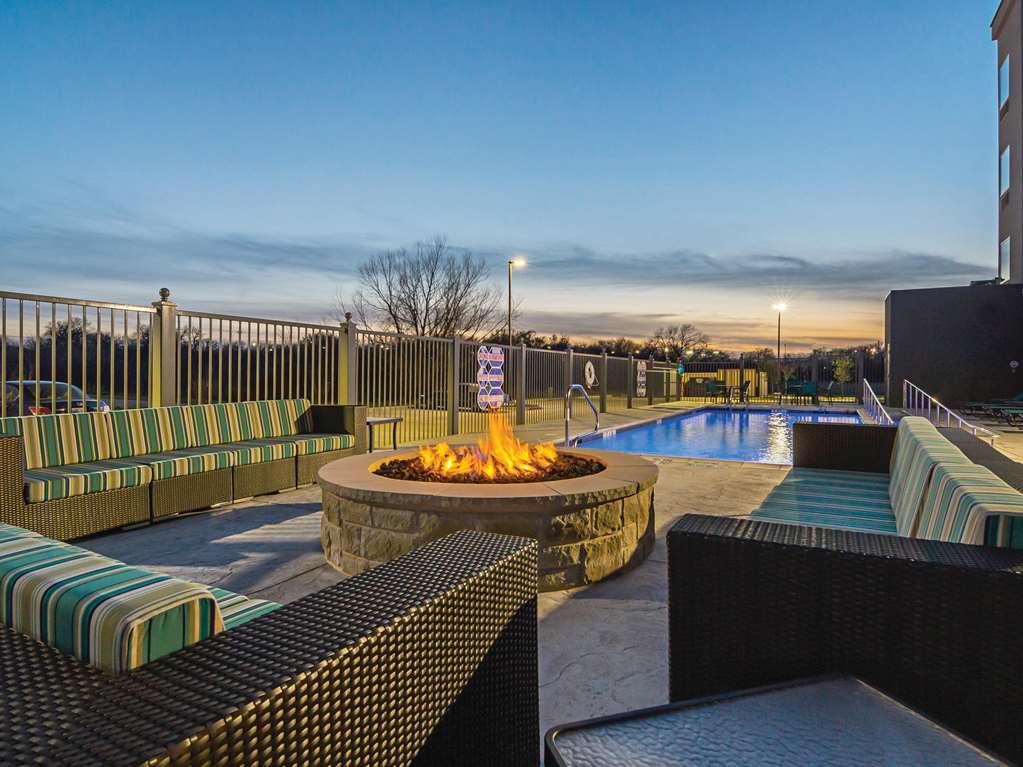 La Quinta Inn & Suites by Wyndham Dallas Wylie - photo 9