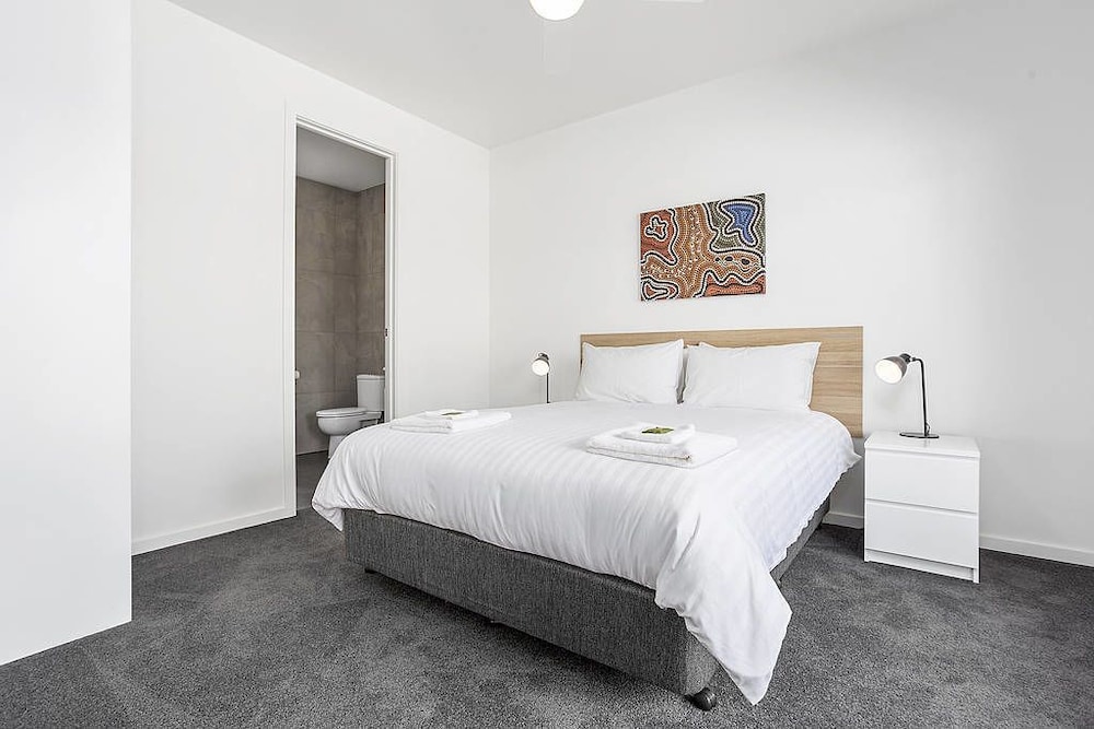 Coastal Vibe Apartments — 4-Star Luxury Hotel in Warrnambool, Australia