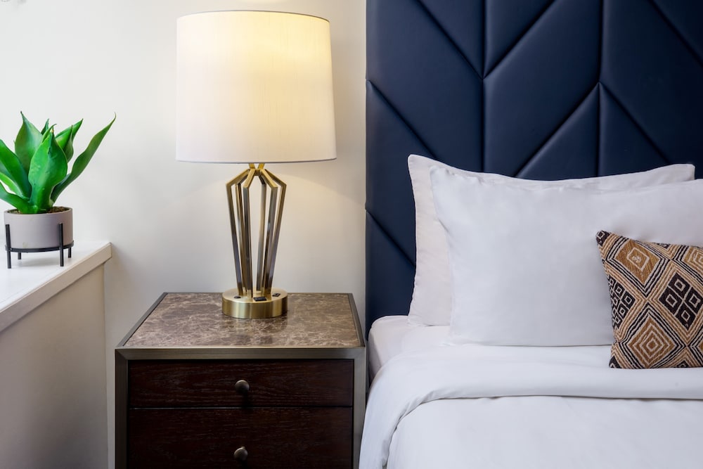 Hotel Indigo Boston Garden by IHG - photo 11