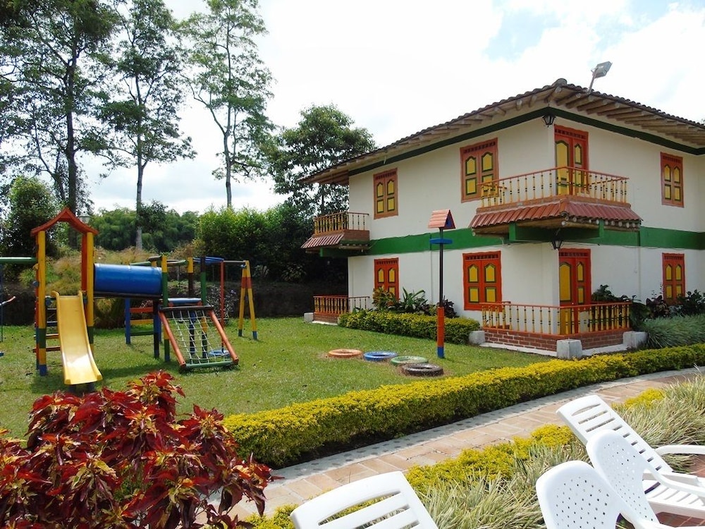 Eco Hotel Santa Barbara - carbon neutral hotel in Circasia