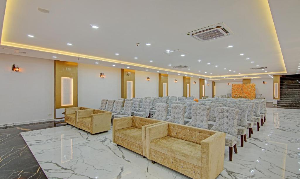 Treebo S G Grand - last minute hotel in Agra