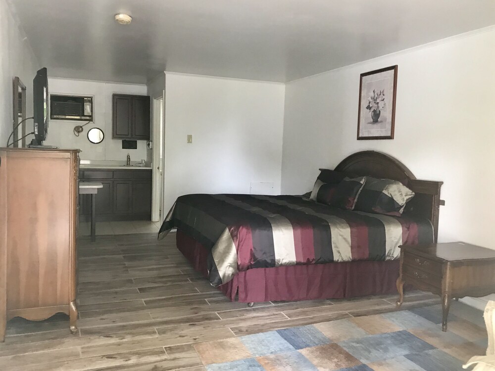 Sunset Valley Motel - photo 20