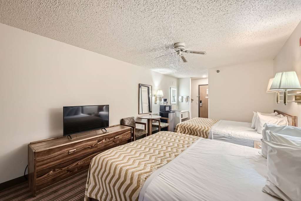Travelodge by Wyndham Longmont - photo 18