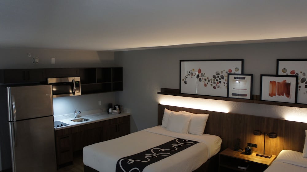 Hawthorn Extended Stay By Wyndham Knoxville - photo 3