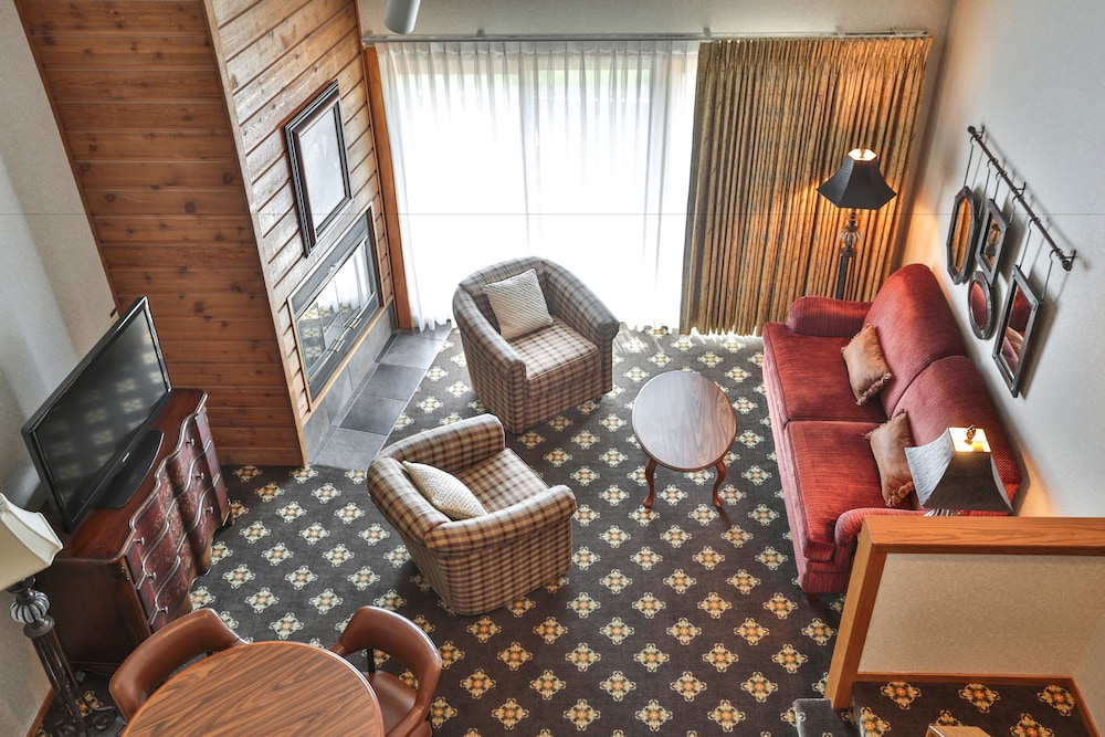 The Highlands at Harbor Springs - photo 54