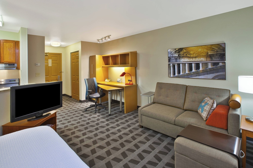 TownePlace Suites Detroit Sterling Heights - photo 9