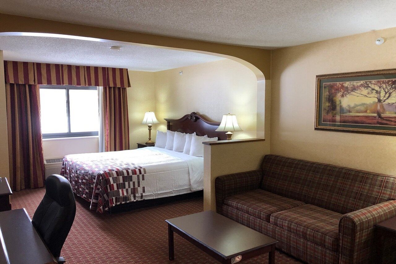 Red Roof Inn & Suites Chestertown - photo 10