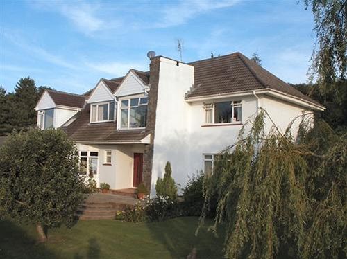 Ewenny Woods B&B — 4-Star Luxury Hotel in Bridgend, United Kingdom