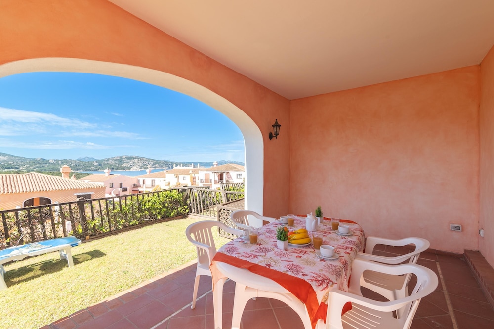 CDT Cala Del Faro Happy Rentals — 4-Star Luxury Hotel in Porto Cervo, Italy