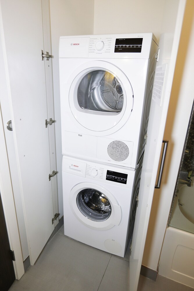Downtown Lofty Suites - photo 29