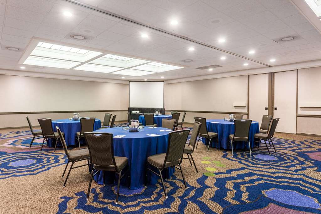 Wyndham San Diego Bayside - photo 37