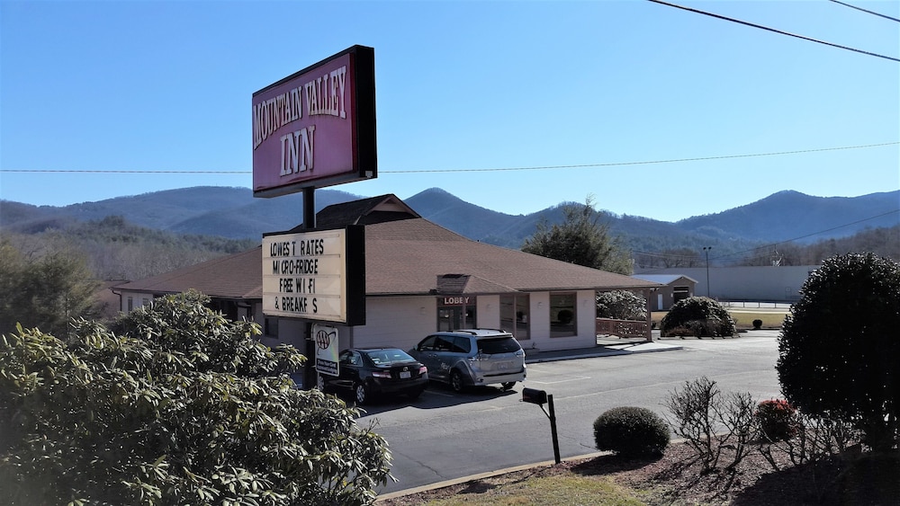 Mountain Valley Inn Dillard - photo 2