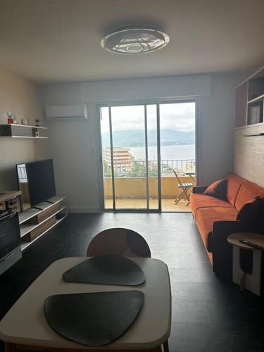 Studio Climatise Belle Vue Mer in Ajaccio, France