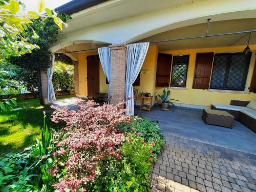 Casa Cecilia — 4-Star Luxury Hotel in Novellara, Italy